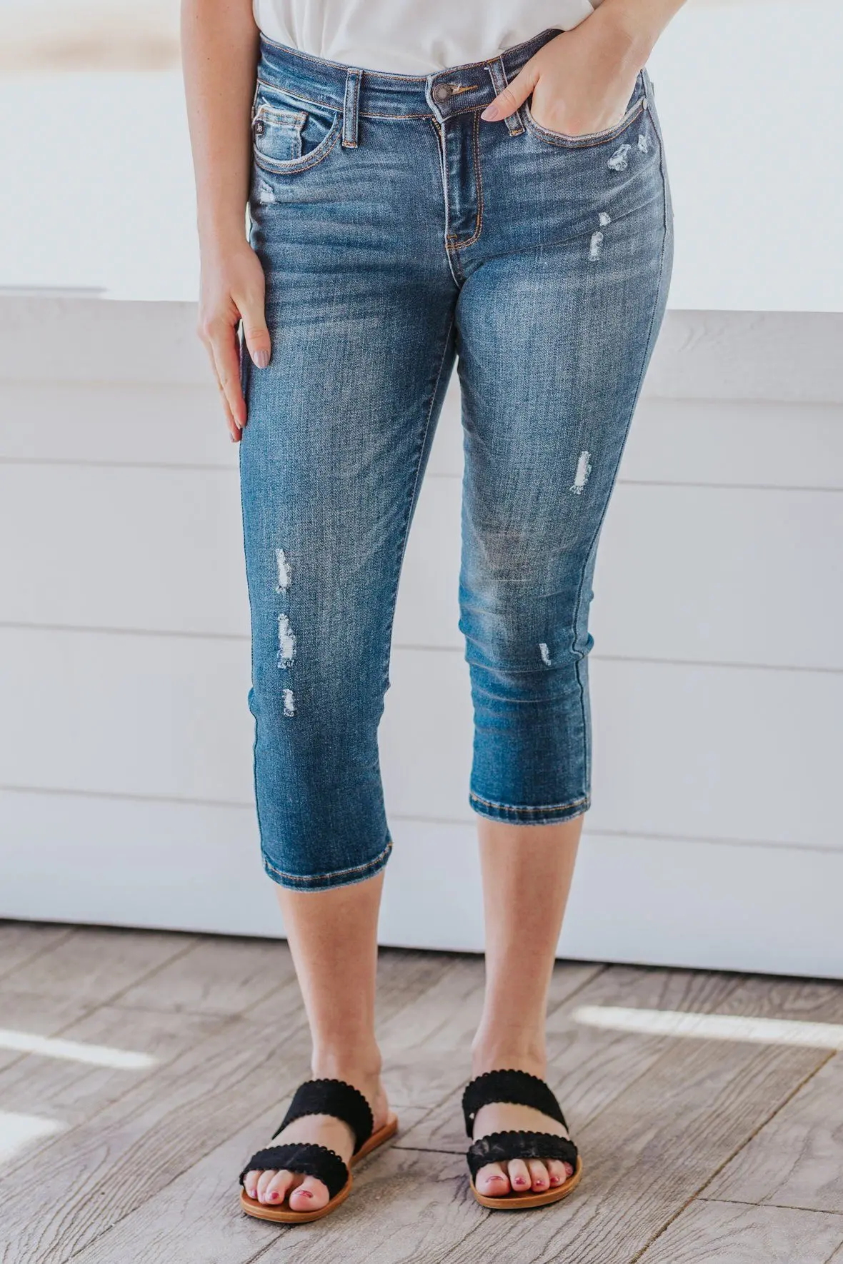 Judith Judy Blue Mid Rise Capri 1