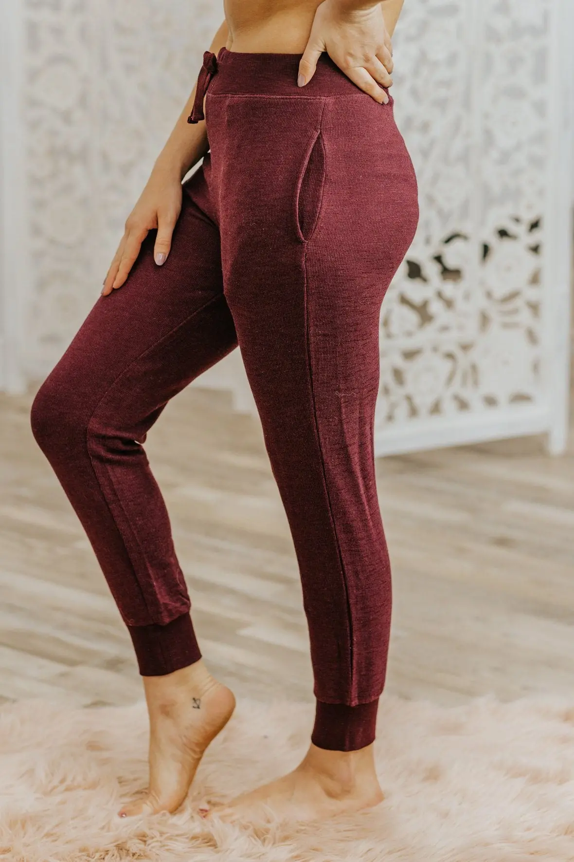 Curl Up Ribbed Elastic Tie Waist Joggers In Burgundy 2