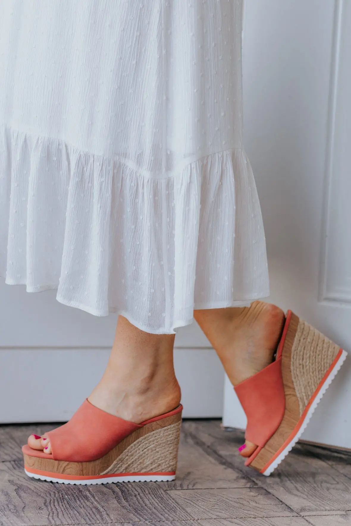 Believe You Can Wedge Slide On Sandals In Coral 1