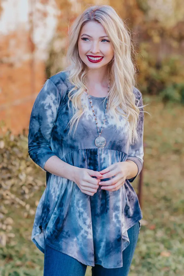 Your Opening My Eyes Tie Dye 3/4 Sleeve Baby Doll Top In Charcoal 1