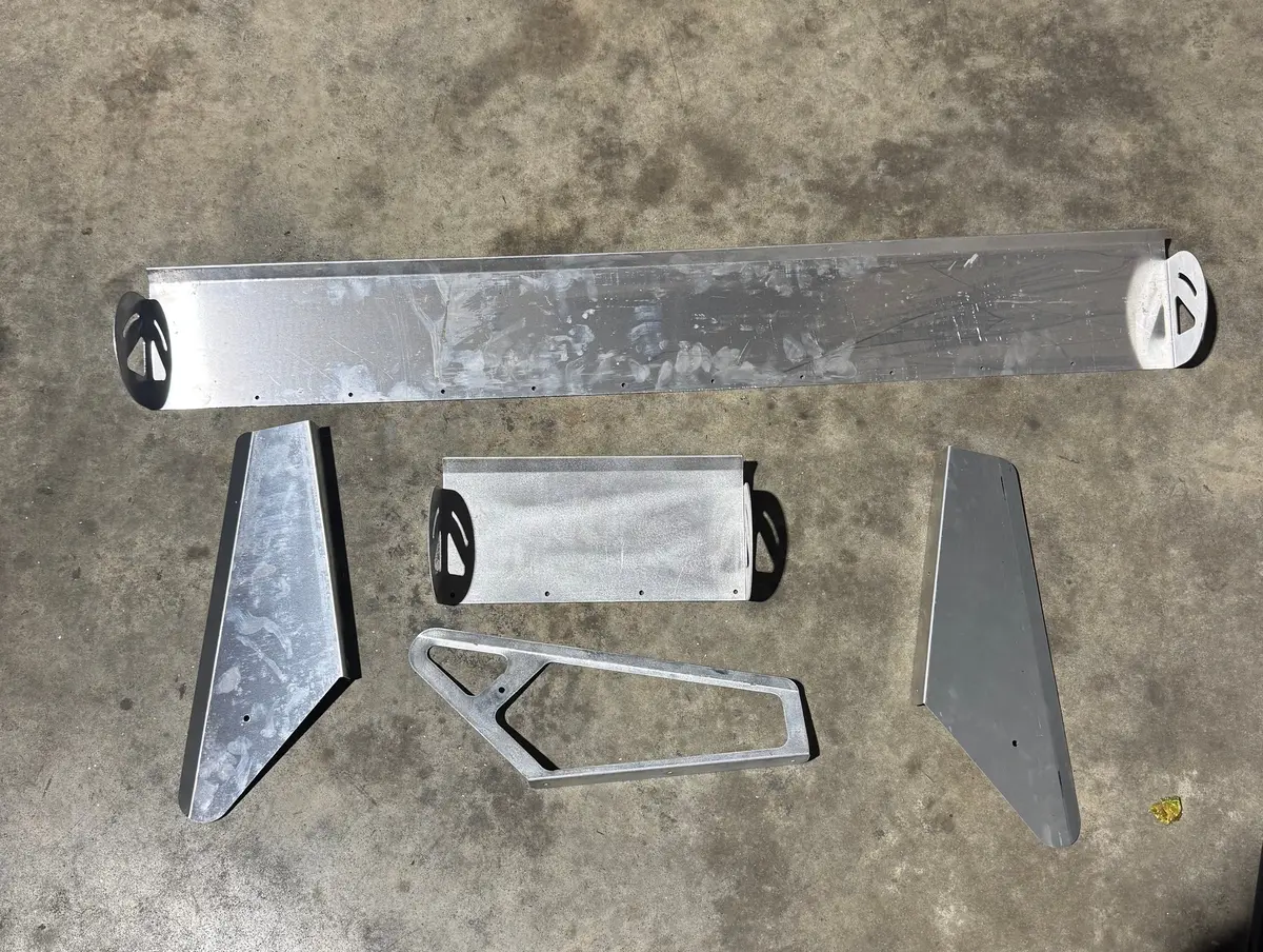 Mlm Spoiler Kit (46" Element,Short Element, Two Closed Sides And One Open Center) 1