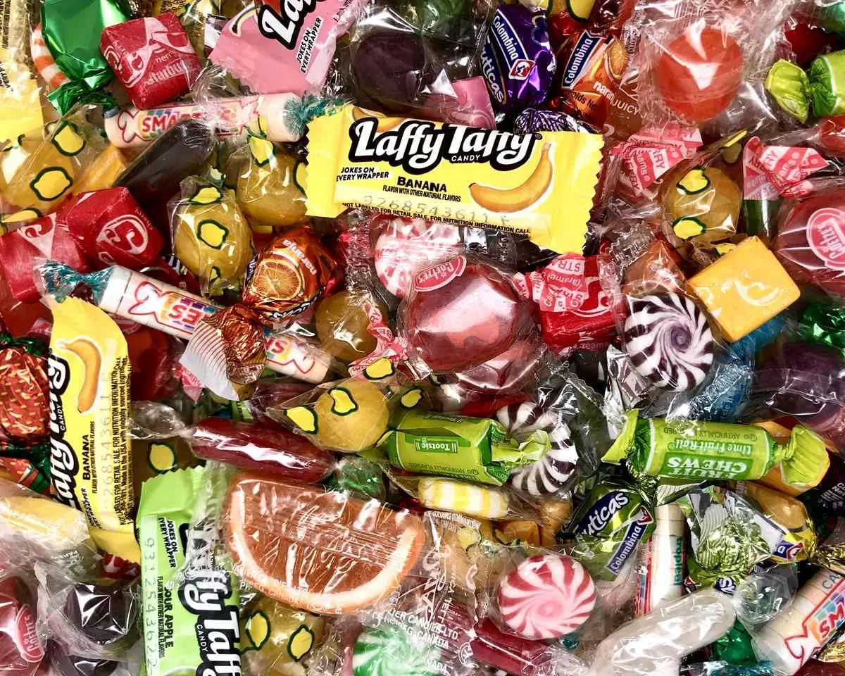 Ultimate Fruity Favorites Bulk Candy Mix 1